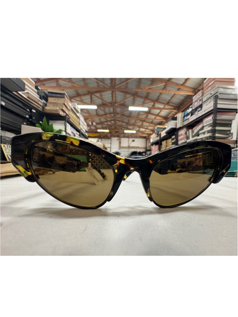 Bottega Veneta Tortoiseshell Cat Eye Sunglasses - Brown Lenses Nwt